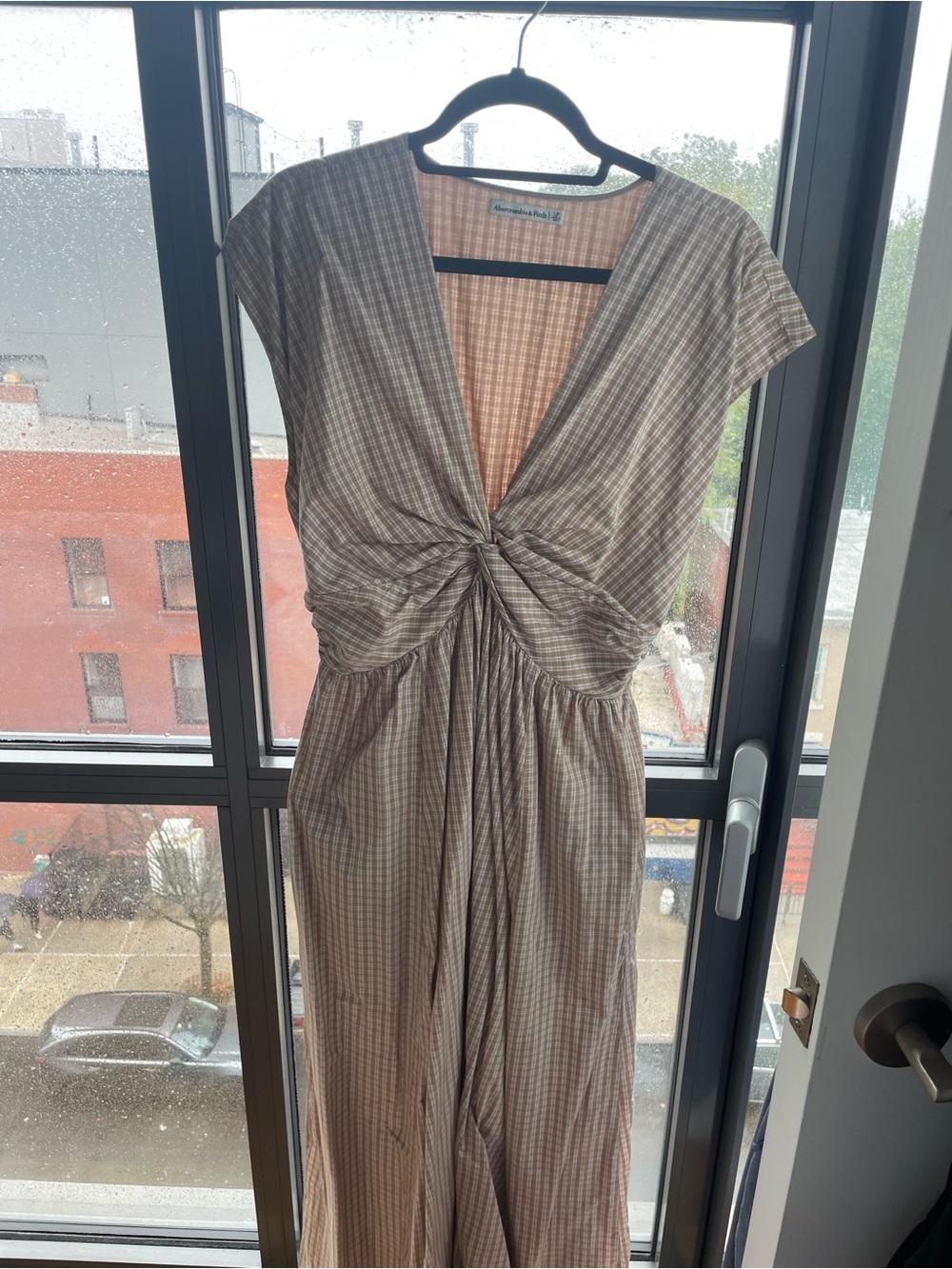 Abercrombie & Fitch Beige Plaid Knot-Front Maxi Dress with V-Neck